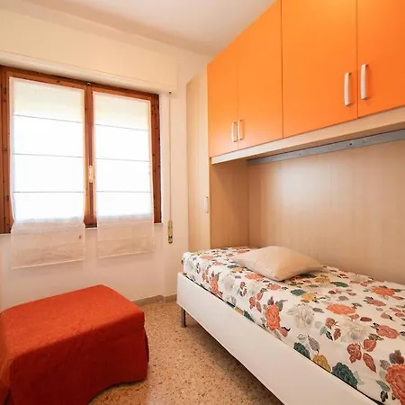 Anice, App. Lido Di Private Parking