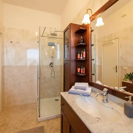 Anice, App. Lido Di Private Parking Appartement