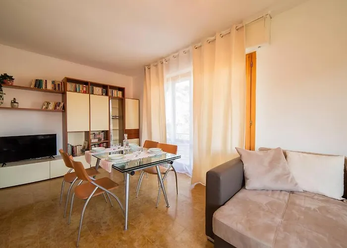 Anice, App. Lido Di Private Parking