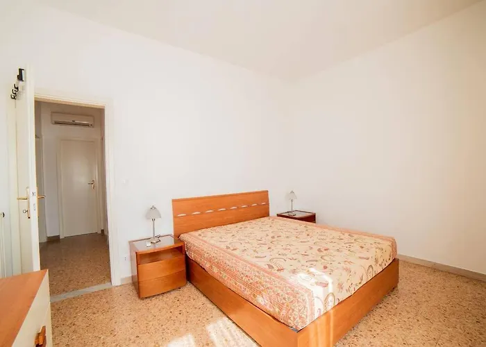 Anice, App. Lido Di Private Parking *