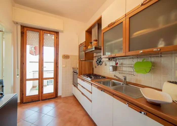 Anice, App. Lido Di Private Parking * Camaiore