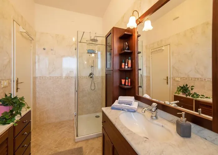 Anice, App. Lido Di Private Parking Apartment